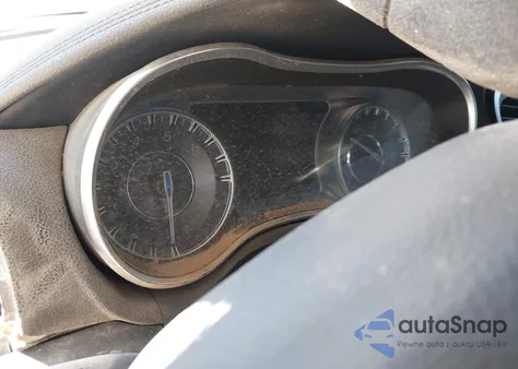 2019 Chrysler 300 Touring from USA, damaged, VIN 2C3CCAAG9KH727176